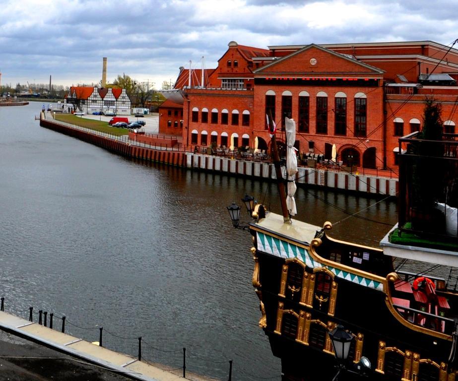 Gdansk Old Town River View Eksteriør bilde
